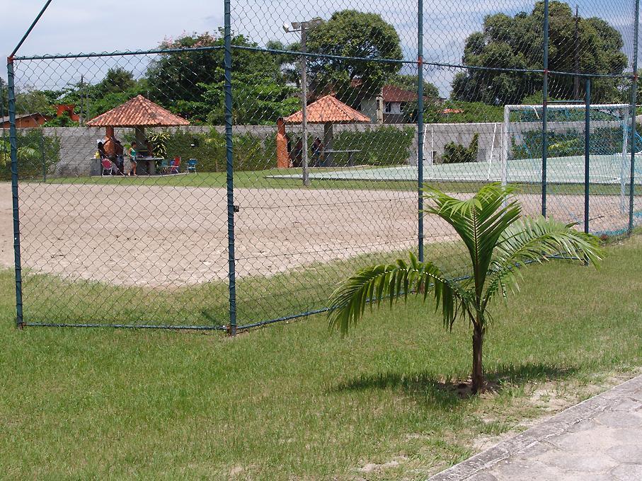 Kitinete Em Matinhos Com Piscina Villa Exterior photo